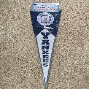 *New* New York Yankees Wool Pennant